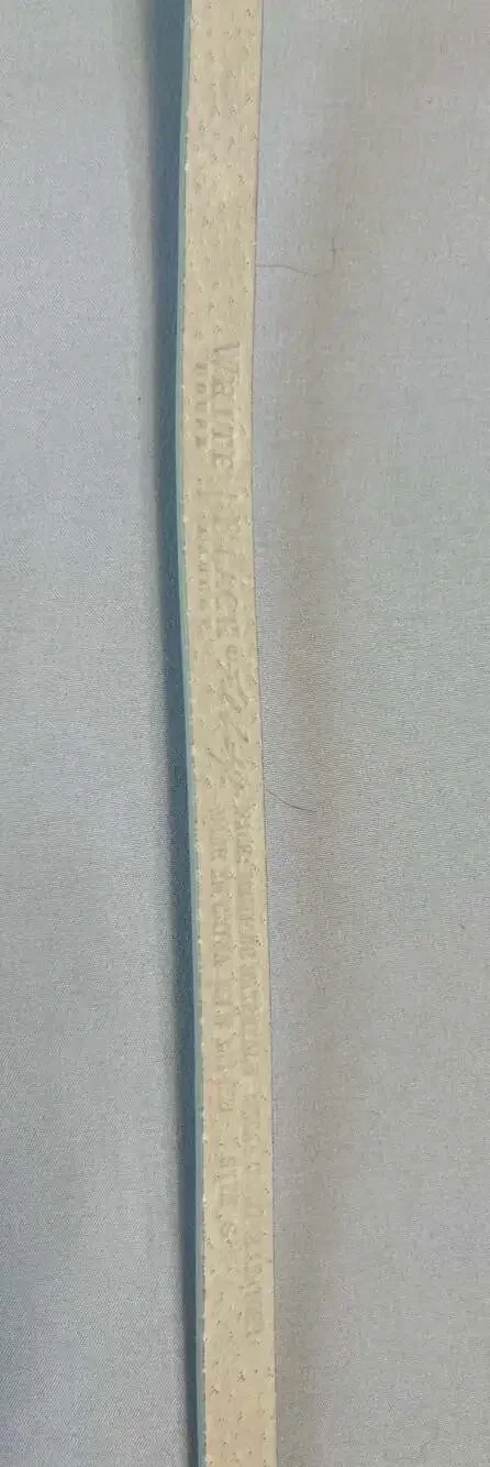 Banana Republic Off-White Leather Belt Gold Buckle Quiet Luxury Classic Minimali